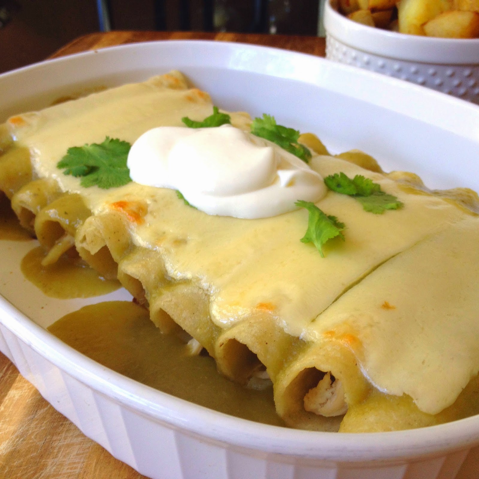 Mau Cocina de Todo Enchiladas Suizas