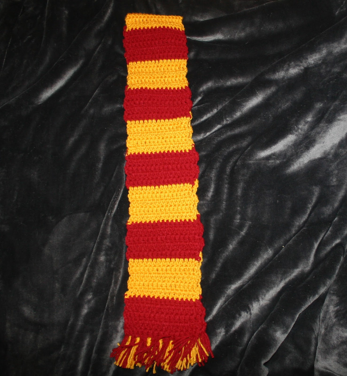 The Crafty Flutist Quick and Easy Harry Potter Gryffindor Style Scarf