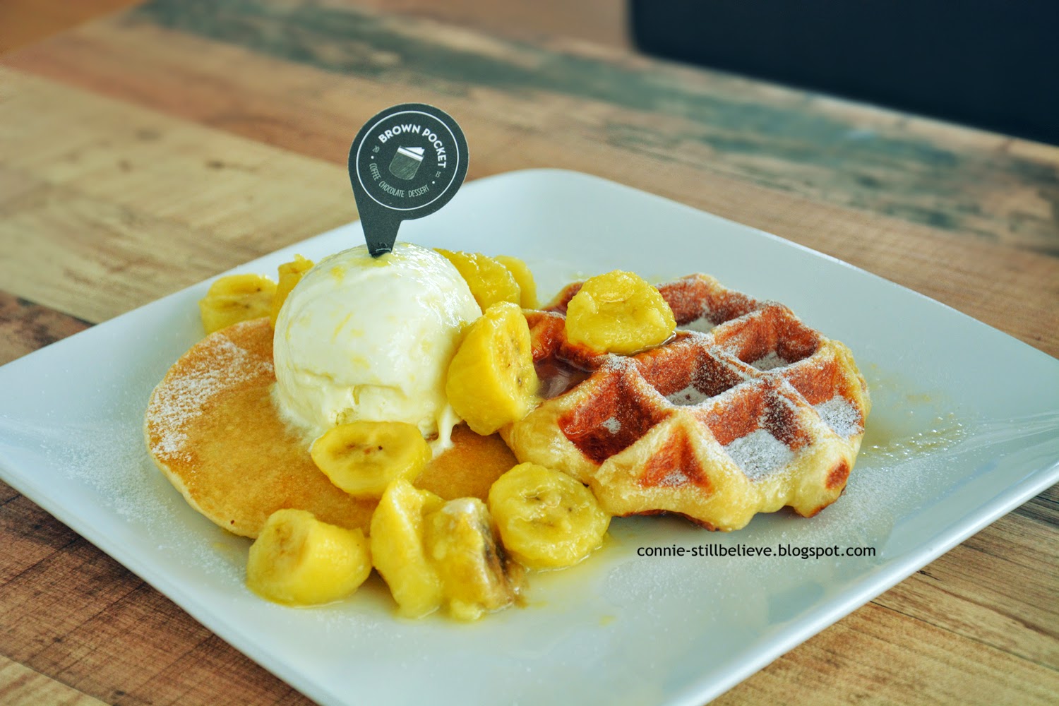 ♥ Waffles at Brown Pocket Cafe, Gurney Paragon Mall, Penang