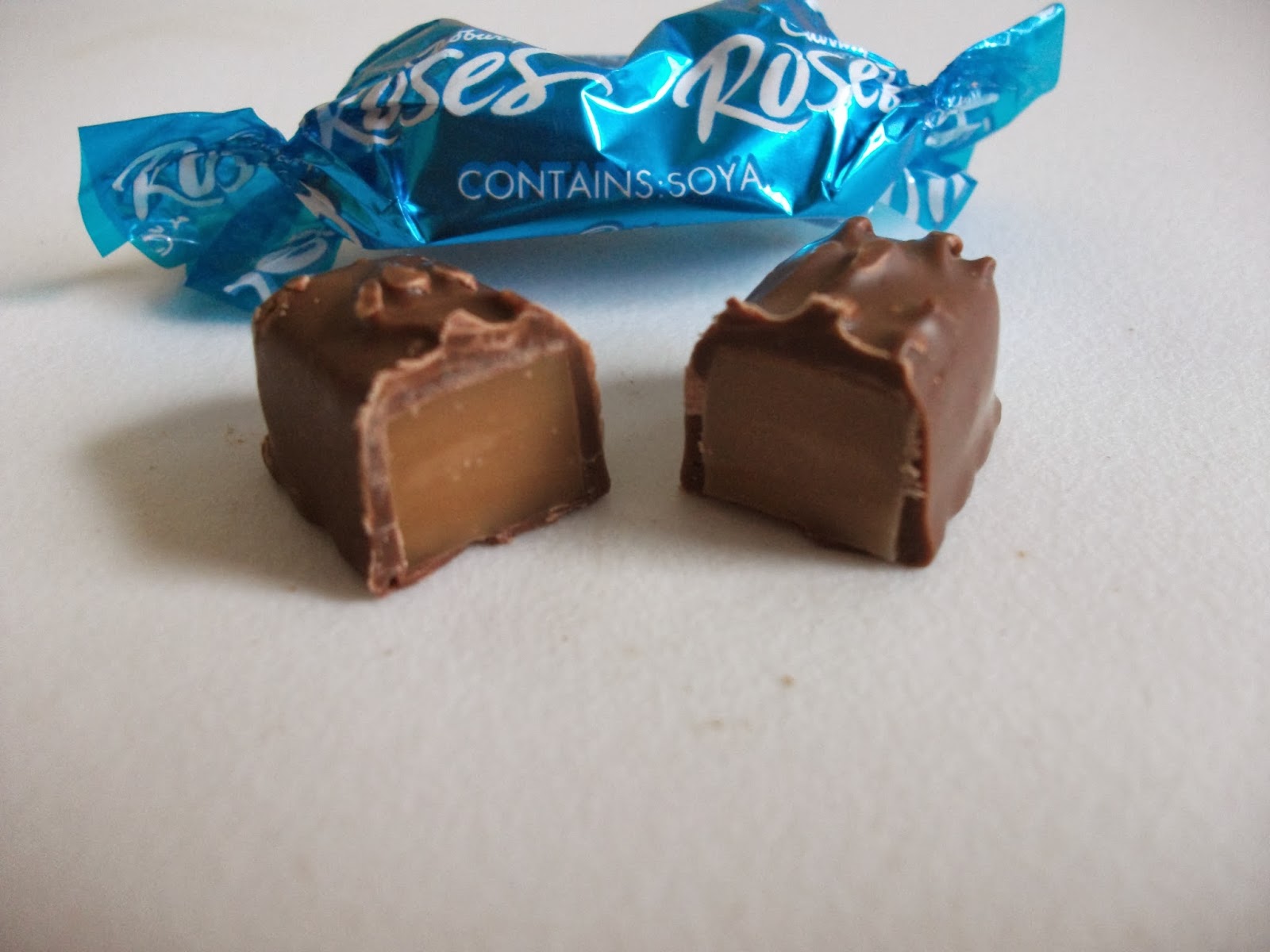 Cadbury Roses with new Coffee & Truffle chocolates! Review/Rant