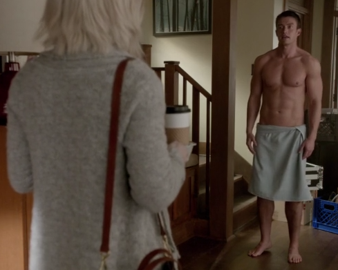 iZombie-Major-Towel.png