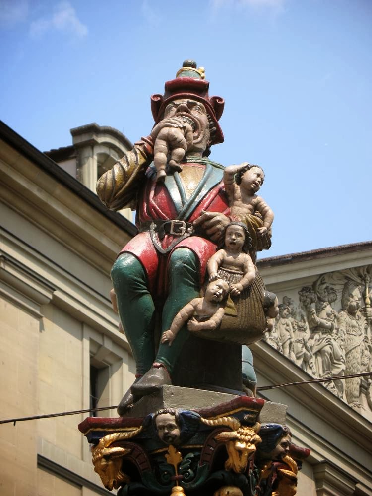 10 Most Unusual Statues in the World