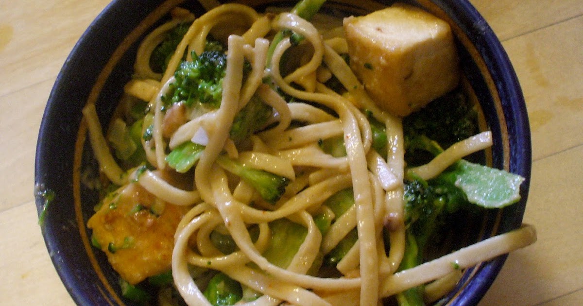 Em Bakes BroccoliTofu Udon with Peanut Sauce