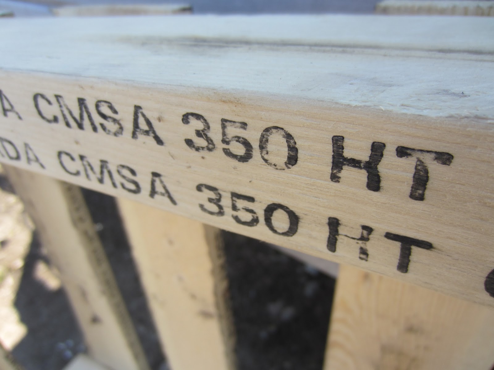 FREE Pallet wood to use, or not to use? How to know if they're SAFE.....