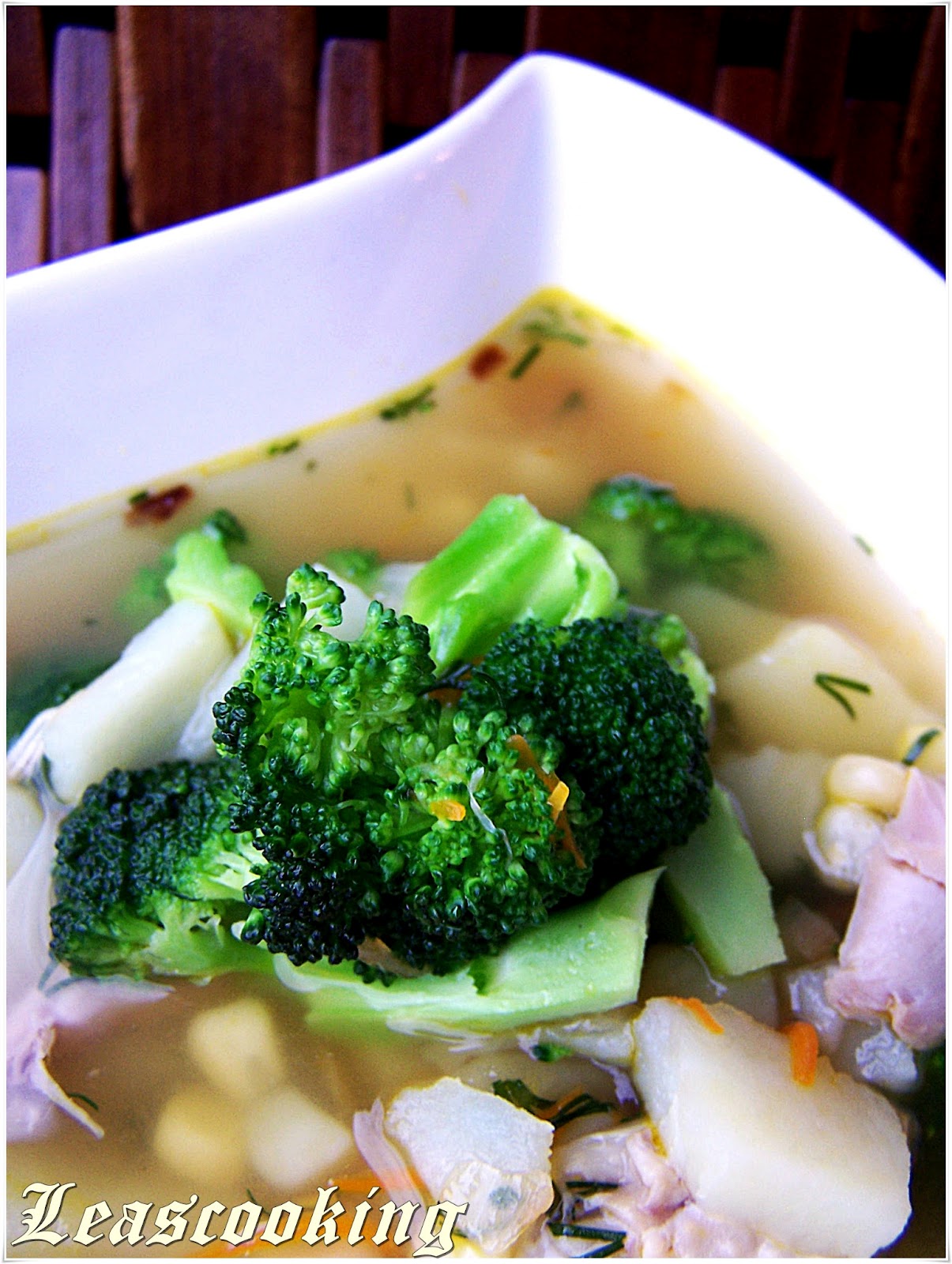 Lea's Cooking Broccoli Chicken Soup