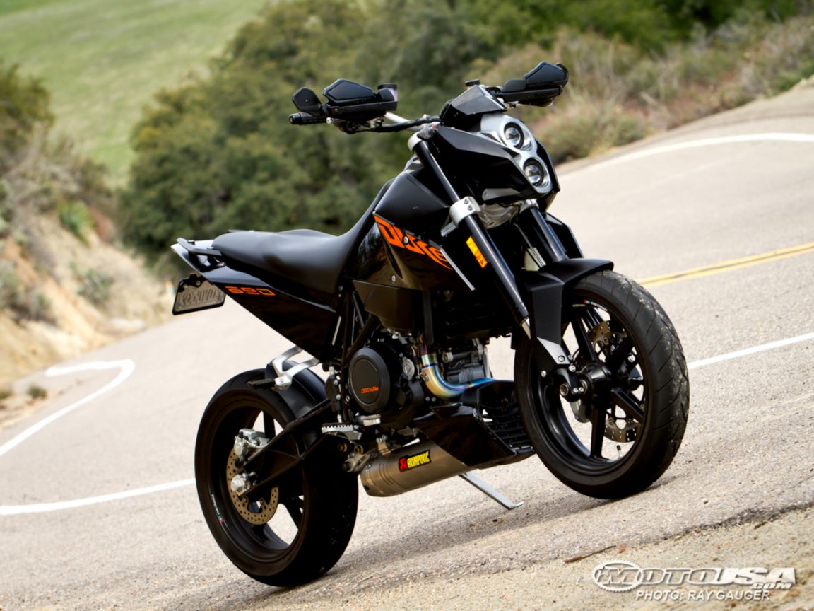 ktm duke 690 adventure
