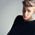 Justin Bieber mostra músicas novas para fãs e elas postam música na internet 