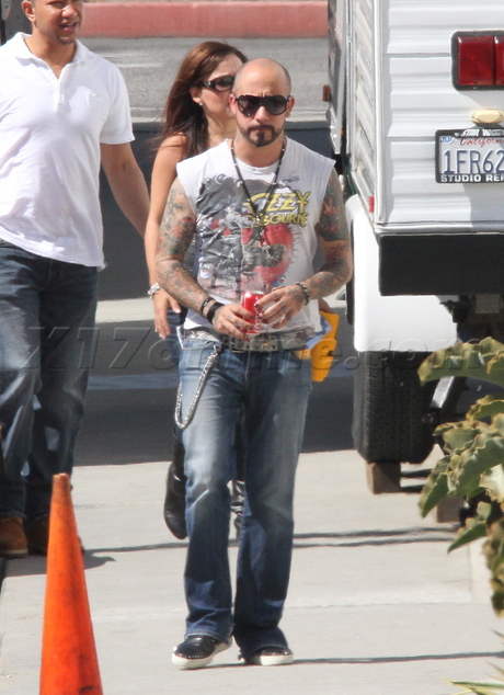 http://3.bp.blogspot.com/-a3Z-MQJOgm0/TbrkcdnjCpI/AAAAAAAABLE/XxWzNkjgjFU/s1600/AJMcLean004.jpg