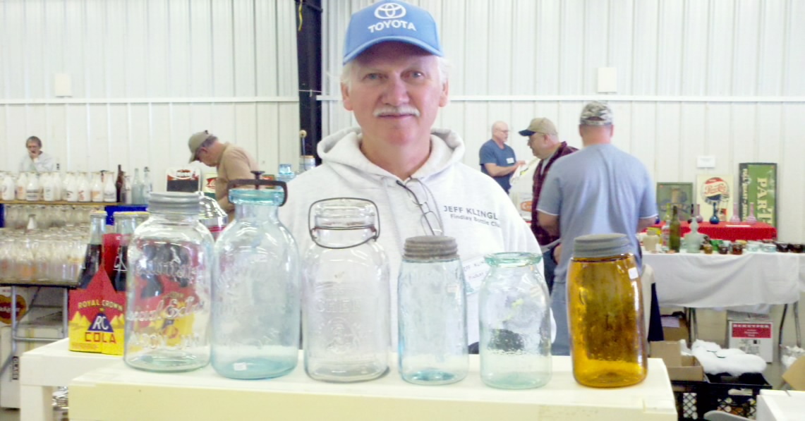 Findlay Bottle Show Findlay Bottle Club Ohio Antique Bottles May