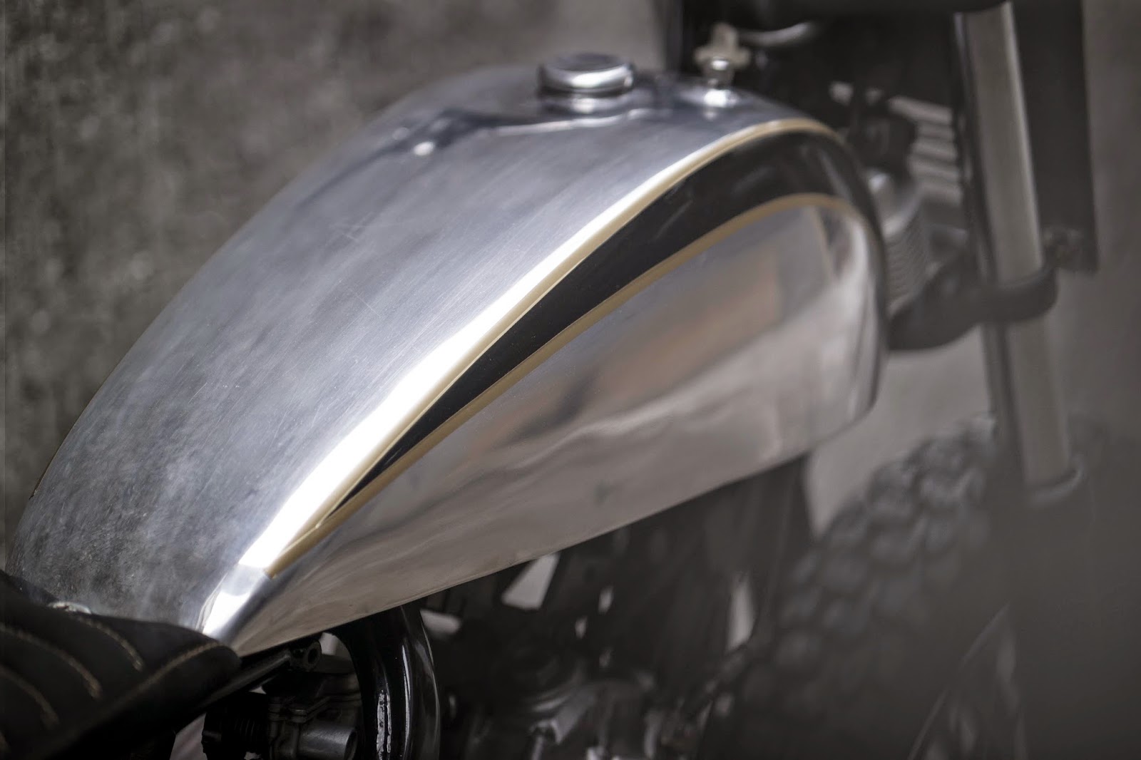Honda XR 400 кафе рейсер