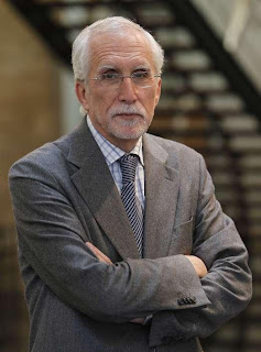 Escritor y académico Luis Mateo Díez