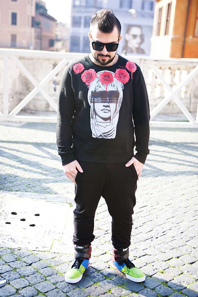 Outfit, Fashion blogger, Tee Trend, Sweatshirt, Guy Overboard