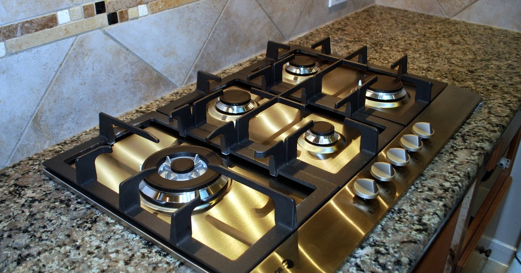 Centerpointe Communicator: Best large stock pot for a standard-width cooktop
