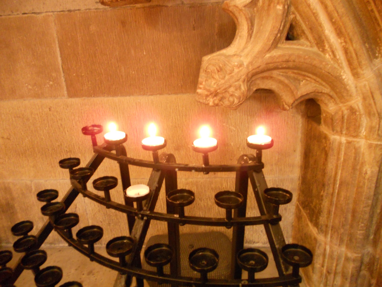 Culture Shock Kid St. Giles in Edinburgh Pictures