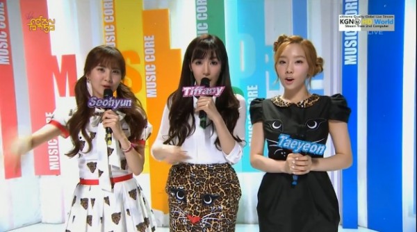 (NEWS) Music Core emcees TaeTiSeo se despidió con el especial de "Goodbye, Hello" 130413+mc+tts