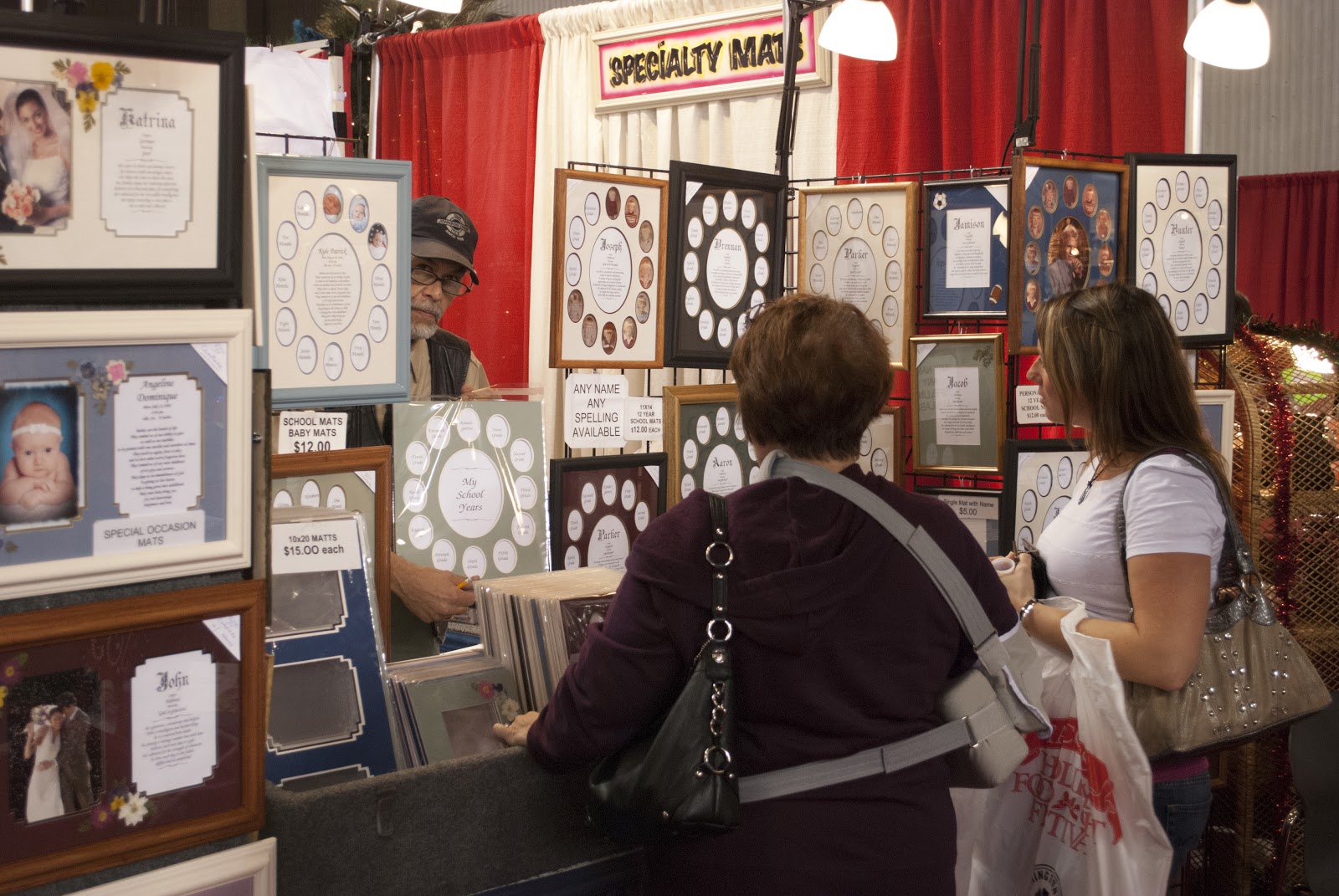 Showcase Events, Inc. Holiday Food & Gift Festival Photos