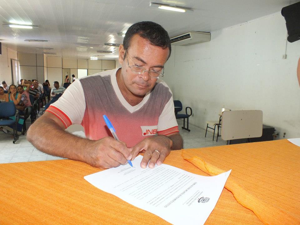 Nascido no periodo da revolução, em plena ditadura militar, um amante da liberdade.