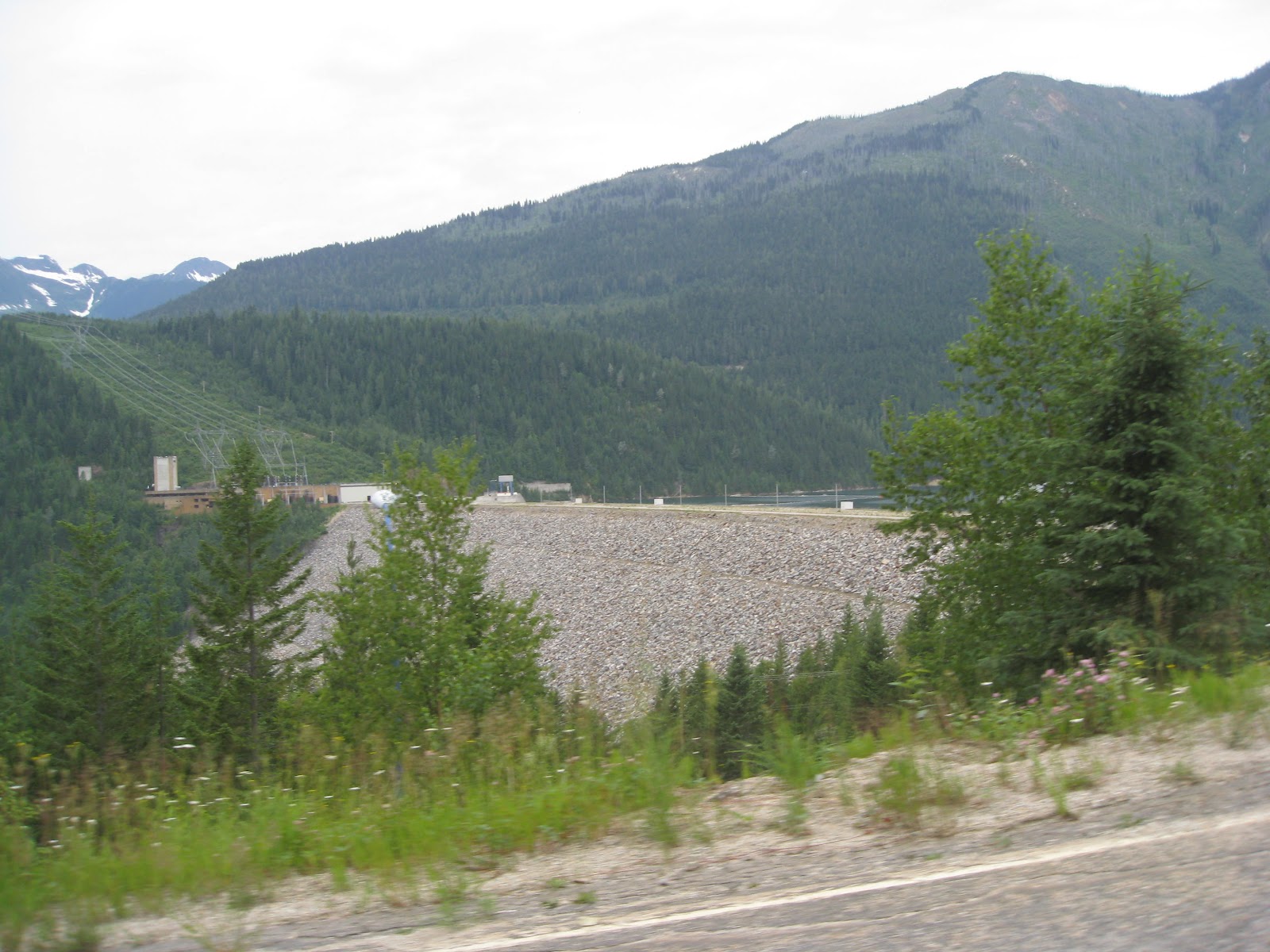 Mountain Mule's Travels Day 4 COLUMBIA RIVER TRIP REVELSTOKE DAM