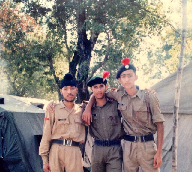 TV Actor Shaheer Sheikh Childhood Photos - MERE PIX