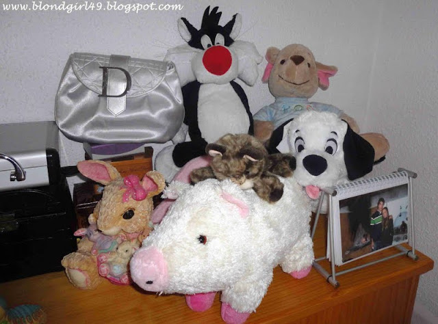 No me mires ♥: mi tocador & mi habitación (detalles)