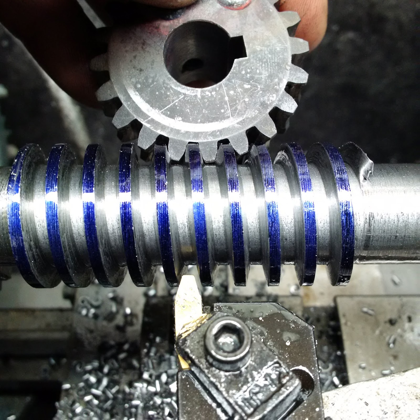 Another Day Another Project Worm And Worm Gear For My Metal Bandsaw