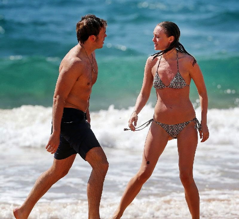 Sam Claflin and new Bikini wife on Honeymoon in Hawaii on Wednesday,‭ ‬April‭ ‬23,‭ ‬2014 
