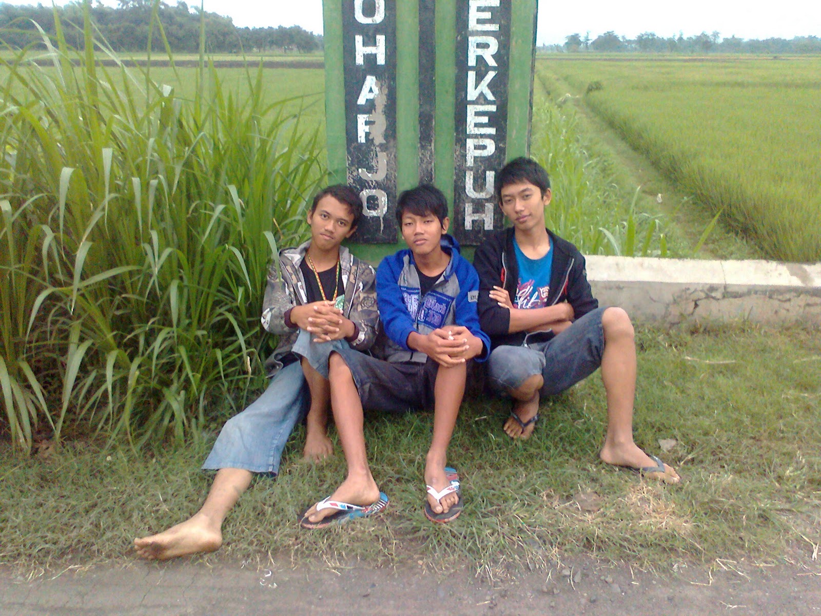 2. http://digilib.unnes.ac.id/1600 2. http://digilib.unnes.ac.id/1600