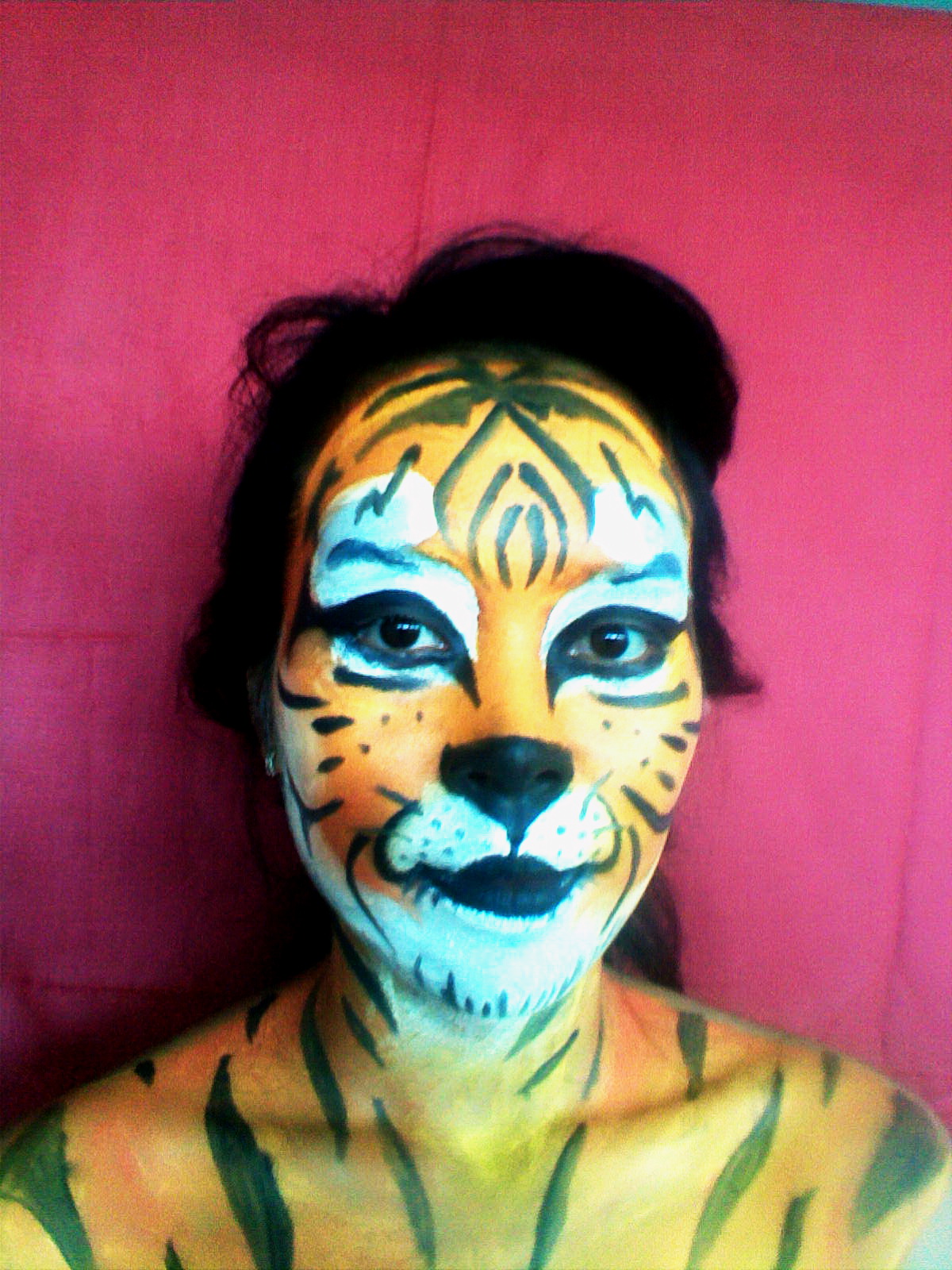 FREECSS BODY PAINTING