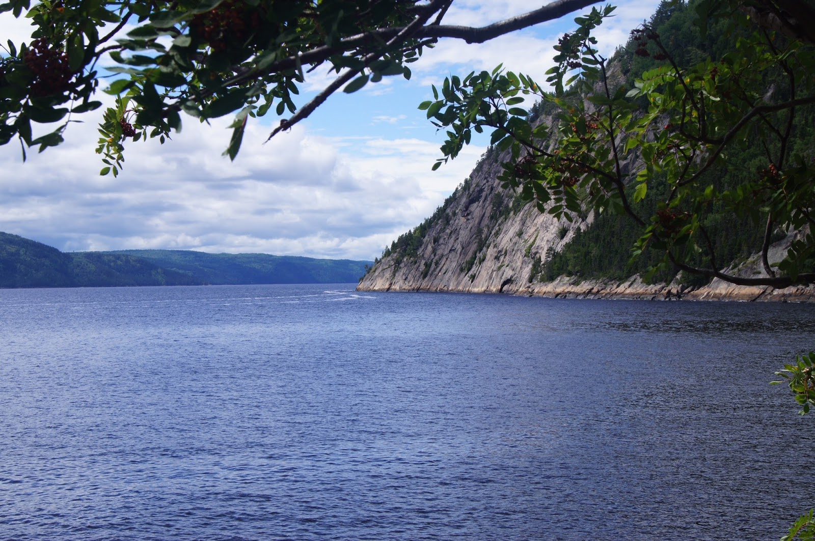 Ma poussette à Paris SainteRose du Nord, le Fjord du Saguenay et