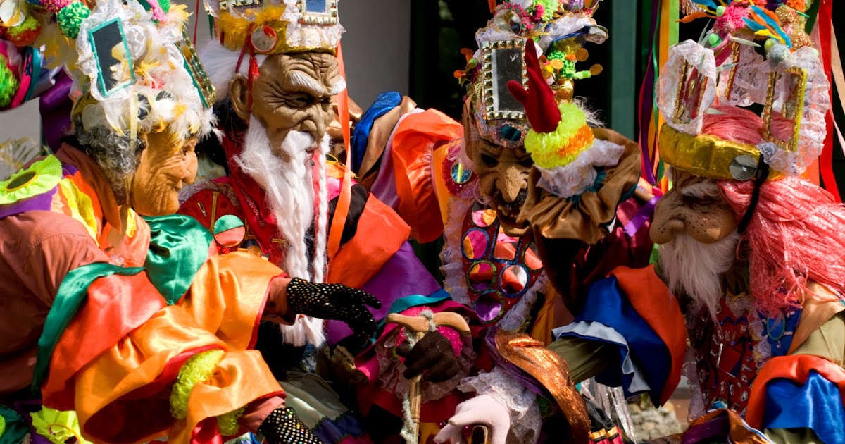 Time to Travel PANAMANIA CARNIVAL CAPERS