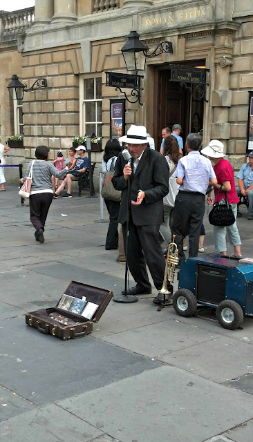 street performers at Bath England
