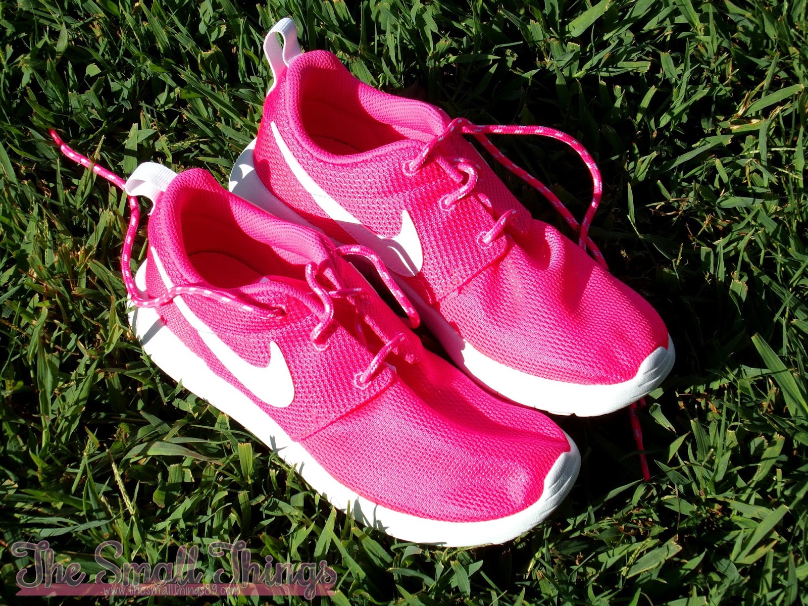 Kids Foot Locker Back To School In Style With Nike Roche One Shoes! 