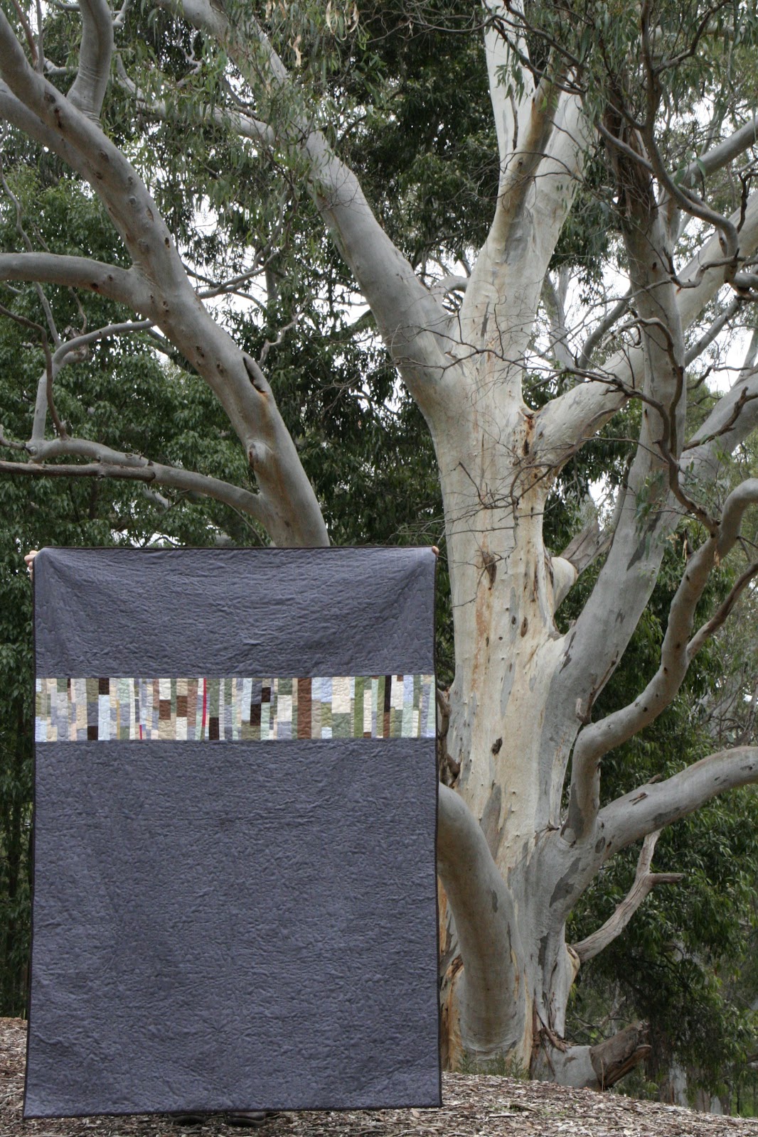 Faffling Gum Tree Quilt finished!