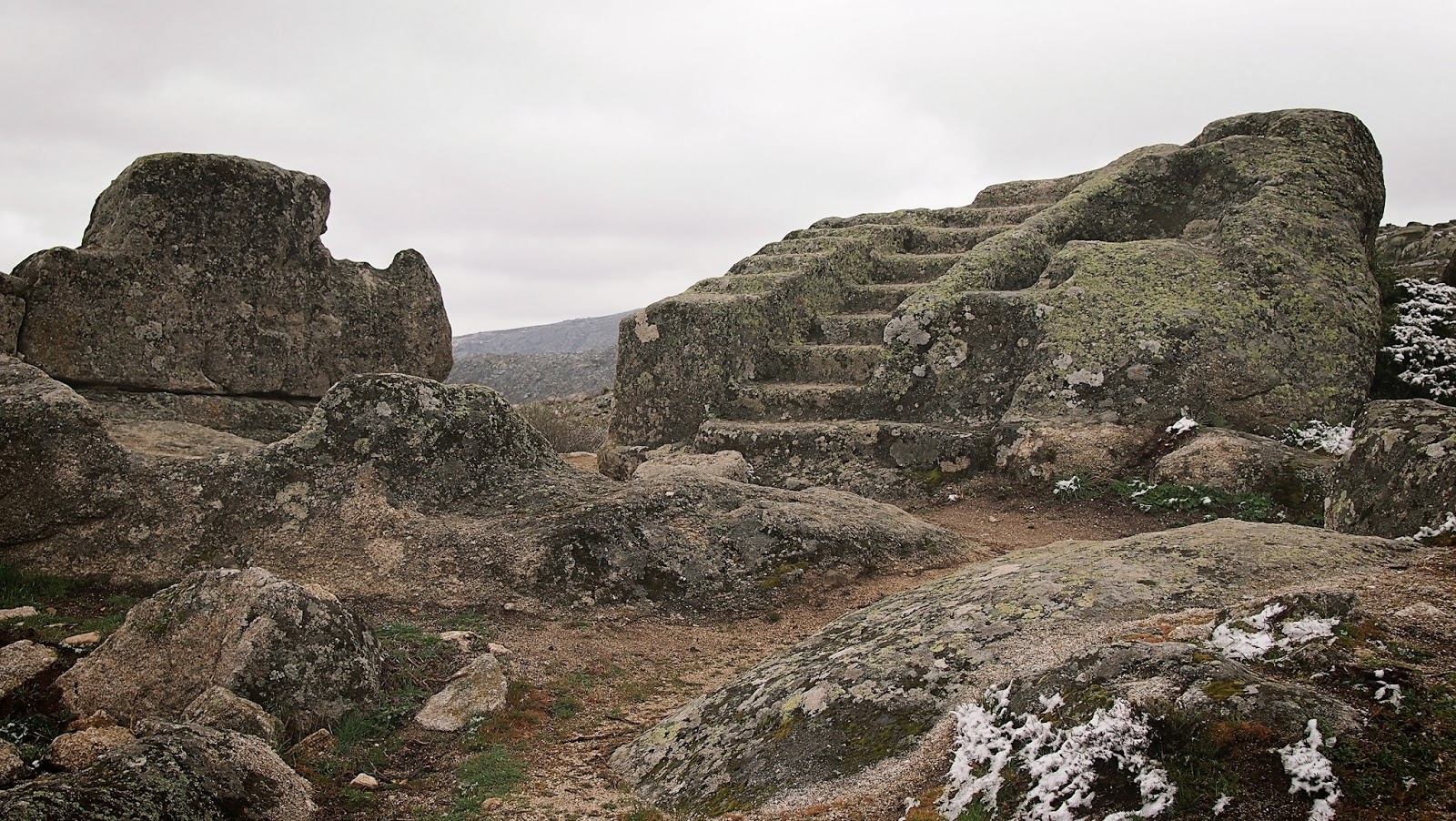 CASTRO DE ULACA • Planifica tus viajes