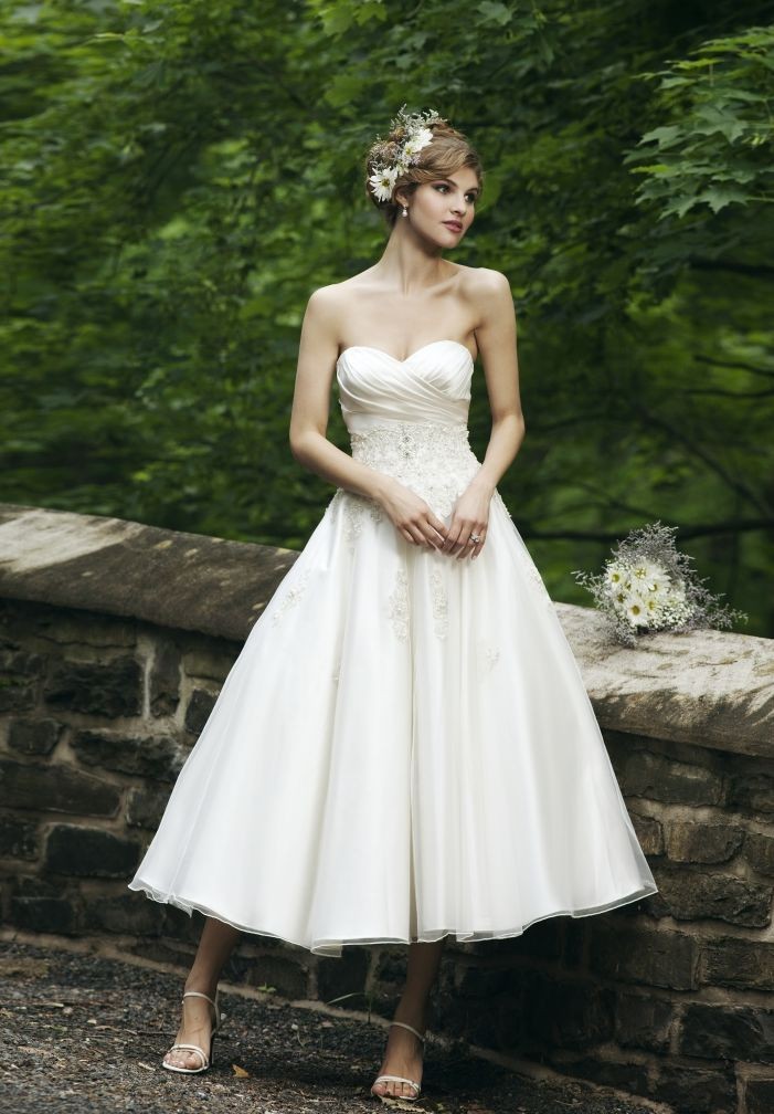 satin-and-organza-strapless-sweetheart-a-line-elegant-wedding-dress