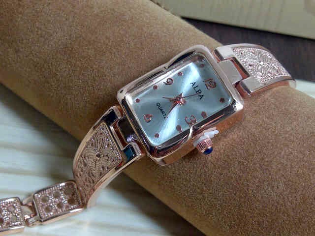 ginda collection new jam tangan alba square rantai ginda collection new jam tangan alba square rantai