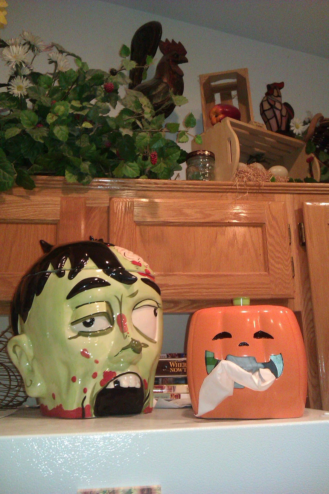 J. Thaddeus Ozark's Cookie Jars and Other Larks Halloween in full swing