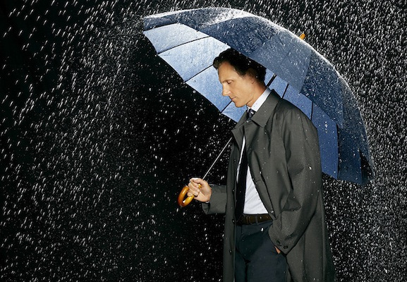 andromedahigh scandal bajo la lluvia