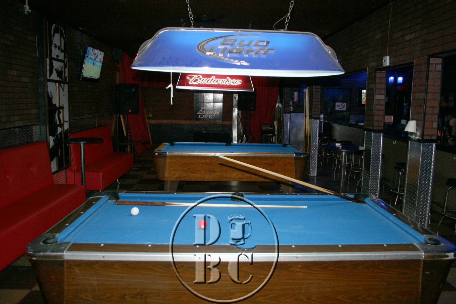 DiveBar Culture Black Light District, Long Beach, CA