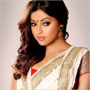 Hot Indian Actress Tanushree Dutta's Beautiful Photo and Biography 