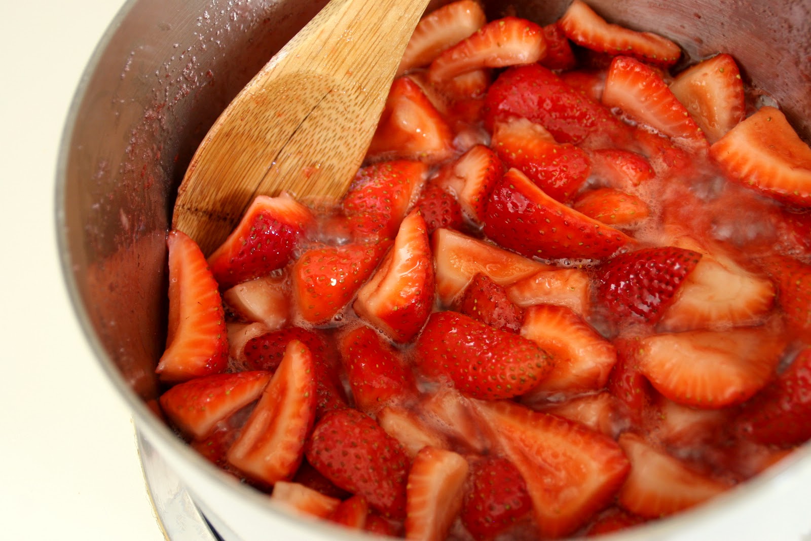 Cooking with Chopin, Living with Elmo StrawberryStuffed Angel Food Cake