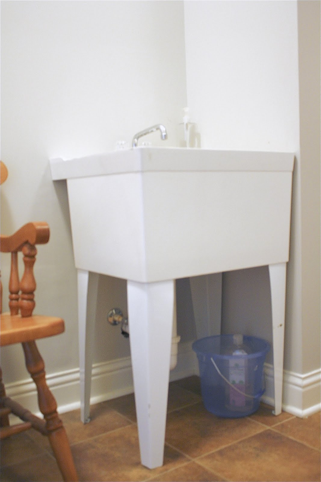 DIY Utility Sink Skirt Home Design Interior Paris