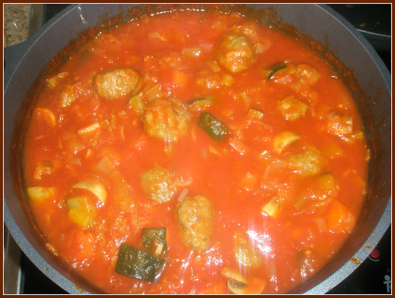 Una Fiera en mi cocina Salsa para albóndigas a la jardinera casera