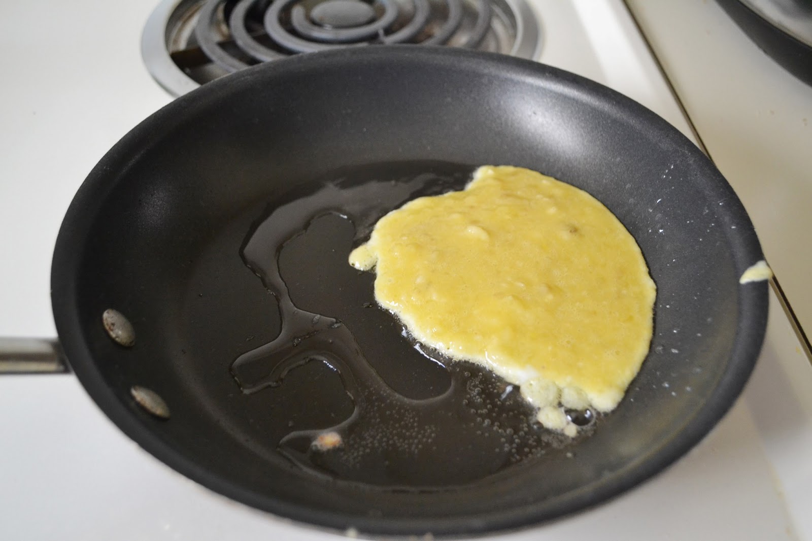 easiest paleo pancake recipe and a WOD frolic & flourish