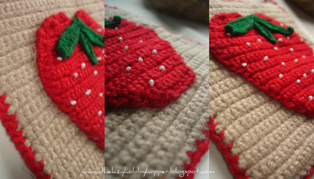 The Lazy Hobbyhopper Strawberry potholder