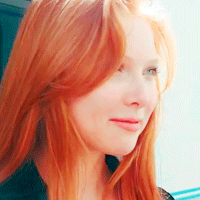http://3.bp.blogspot.com/-aR7frCjeiFQ/Uv_5wIlF0gI/AAAAAAAACtg/EvtbJUGGMoM/s1600/molly-quinn-molly-quinn-30867058-200-200.gif