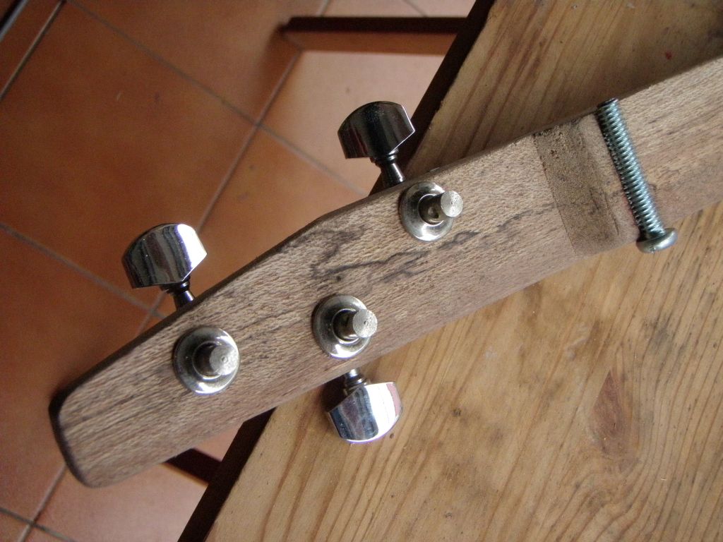 Making a Cigar Box Guitar Part 2 DIY Strat (and other guitar