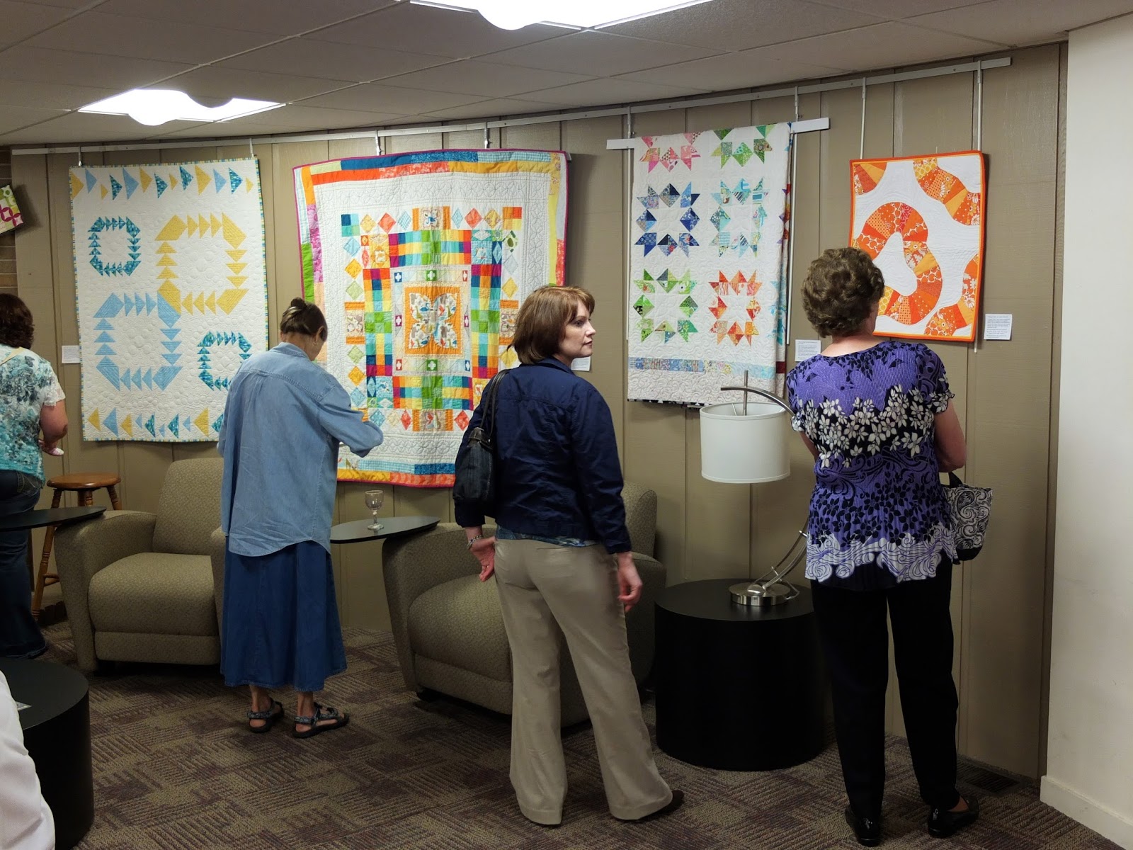 Modern Quilt Relish Des Moines Modern Quilt Guild show up in the gallery