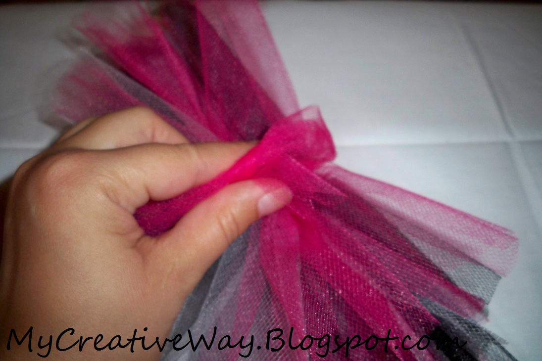 My Creative Way Tutorial Tulle Pom Poms. DIY Tulle Puffs.