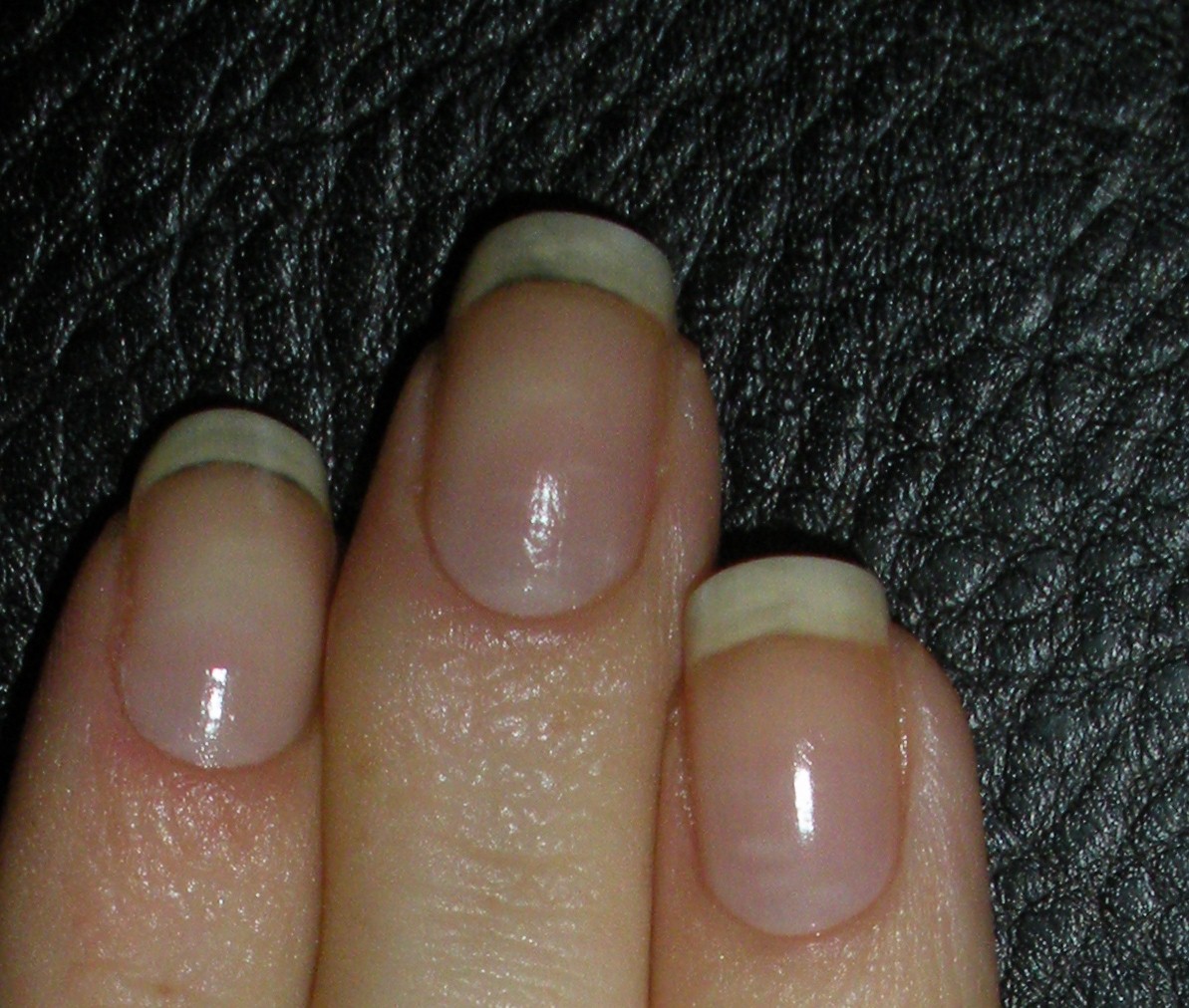 loodie loodie loodie Do you want shorter nail beds?